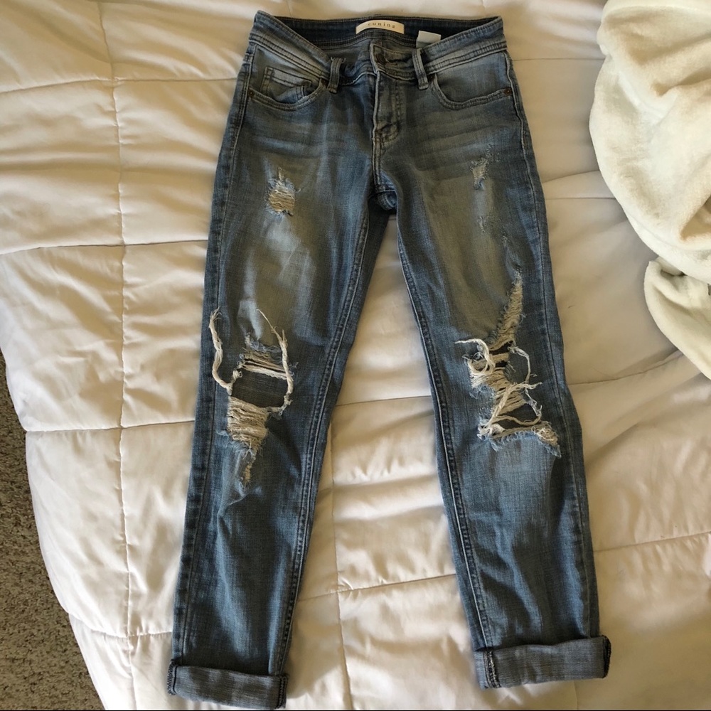 Lulu’s mid-rise jeans